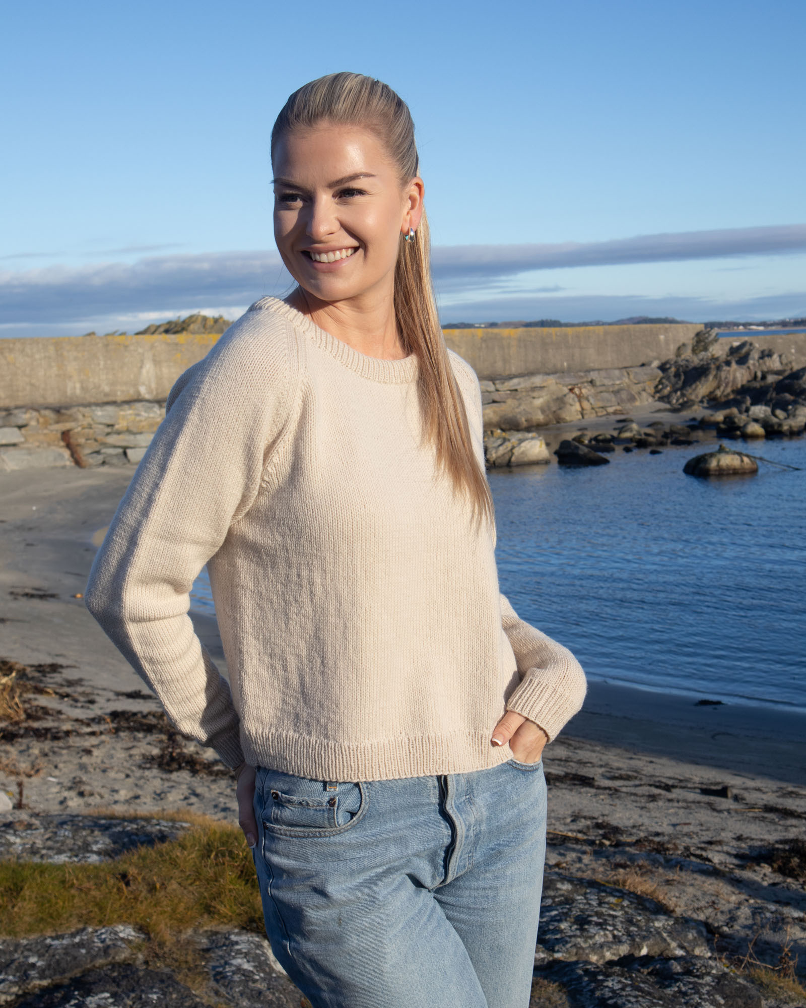 255 481 01 DG Elben Genser Lys Beige 01