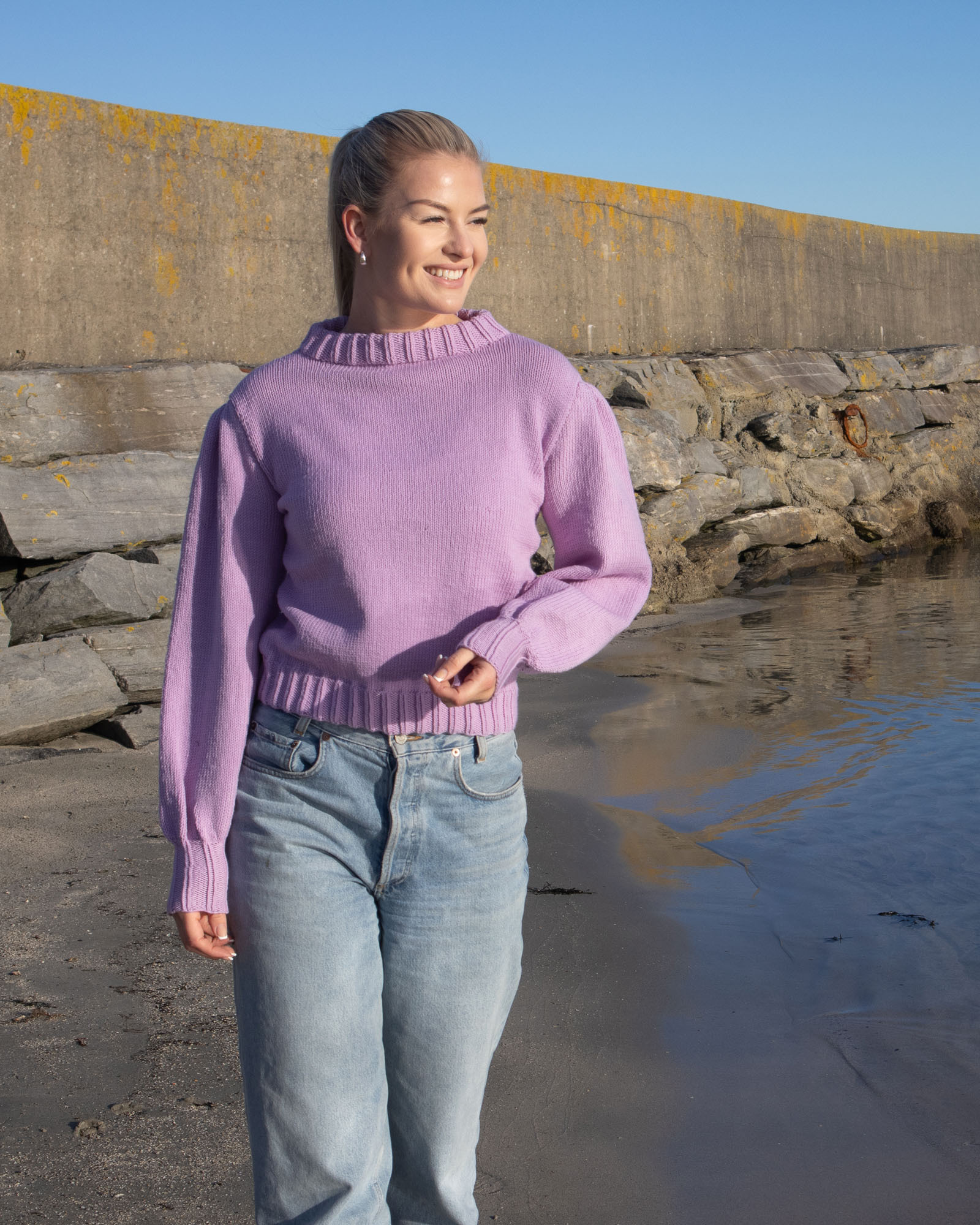 255 481 02 DG Misty Genser Lys Lavendel 01