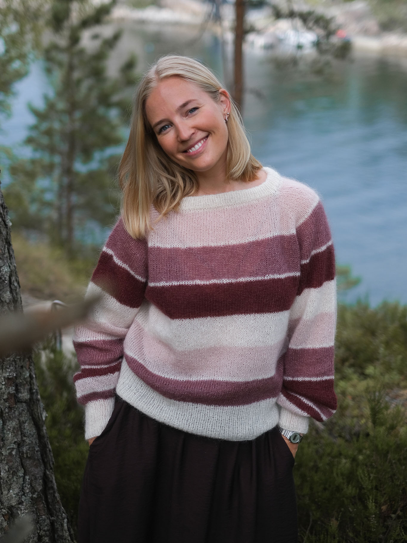 255 494 03 C DG Tvist Genser Bordeaux 01