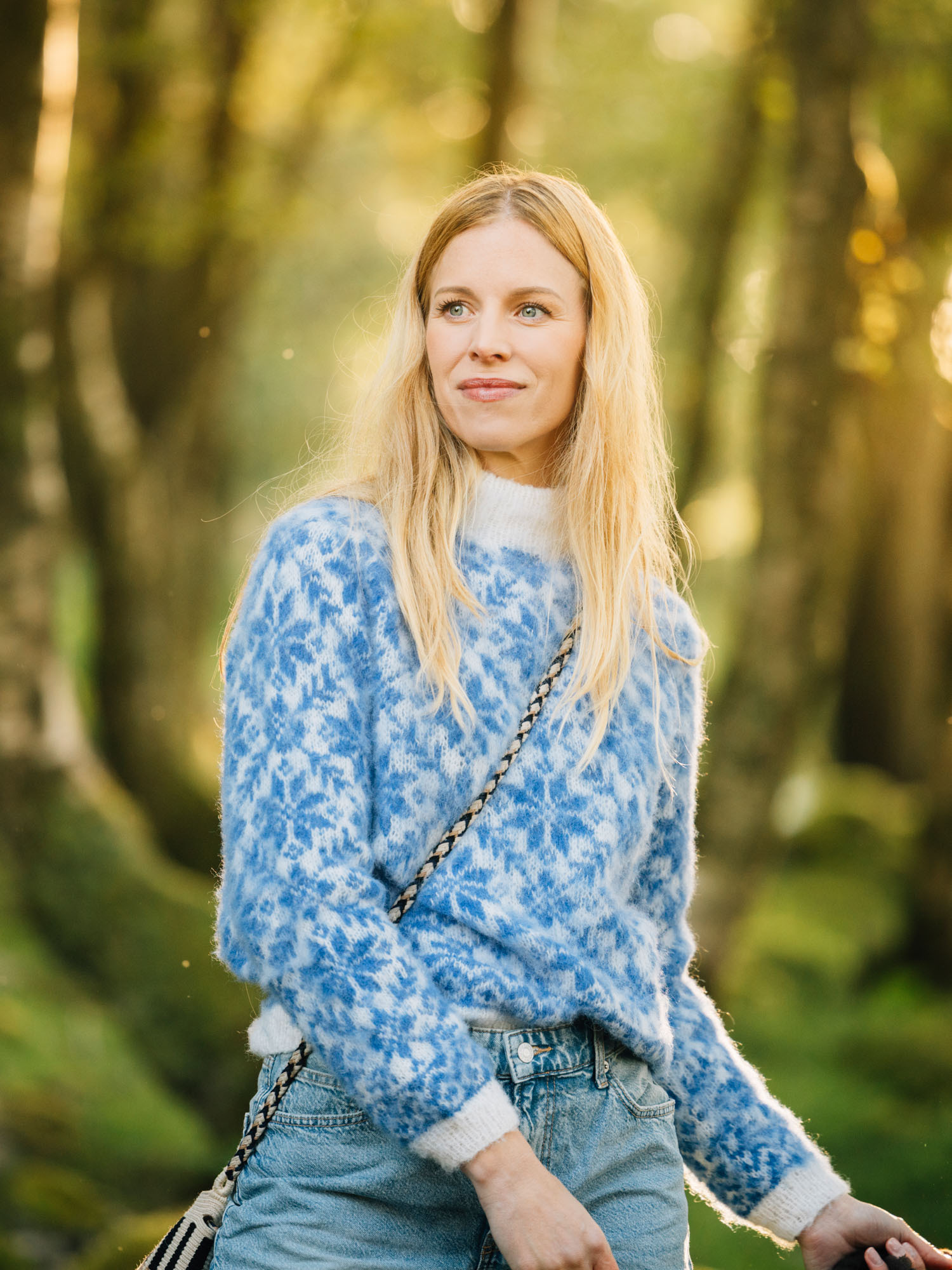 355 137 01 B DSA Carly Genser Hvit 01