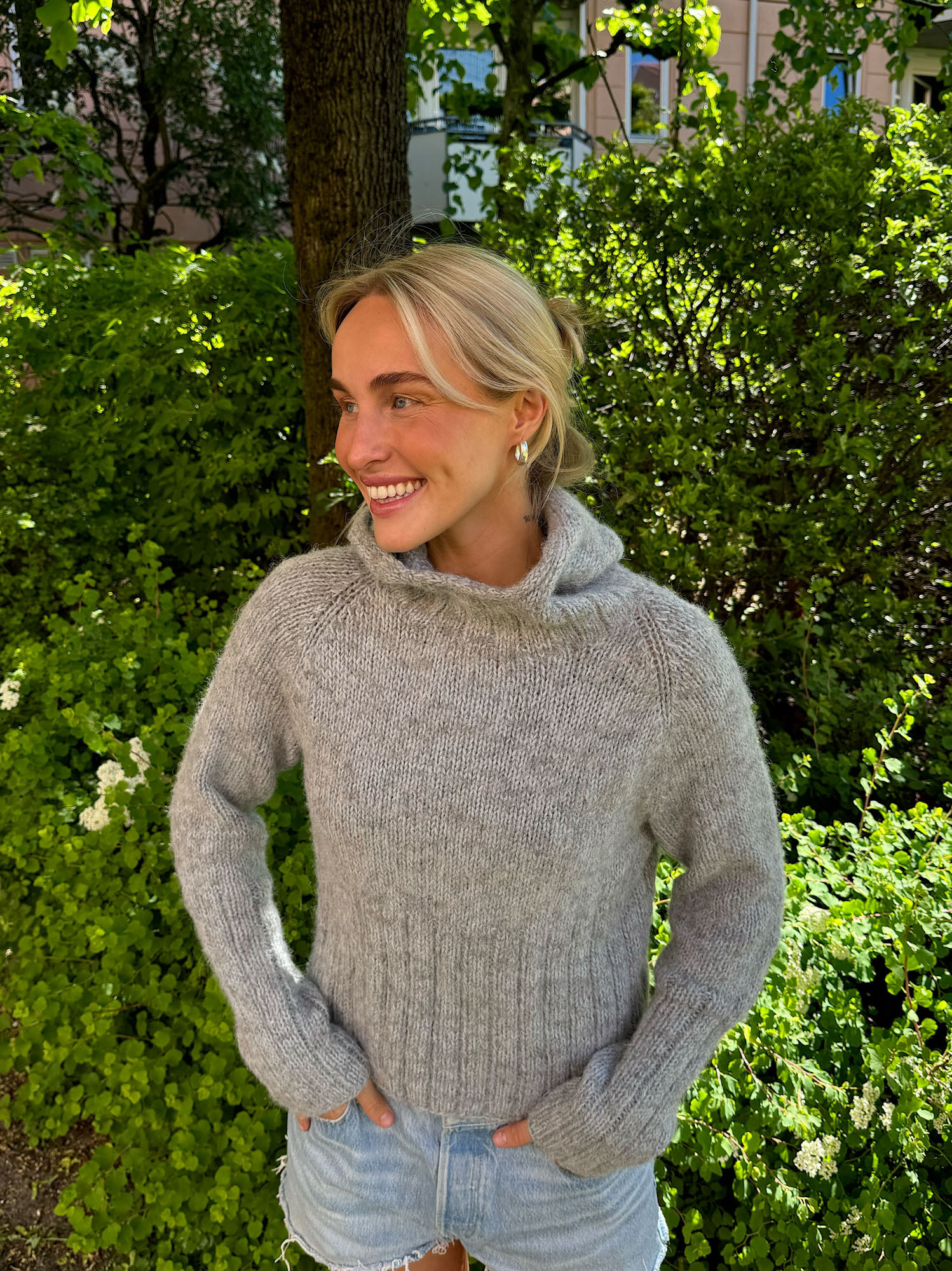 755 OK 07 02 B OK Krogh Storm Hettegenser Lys Grå 01