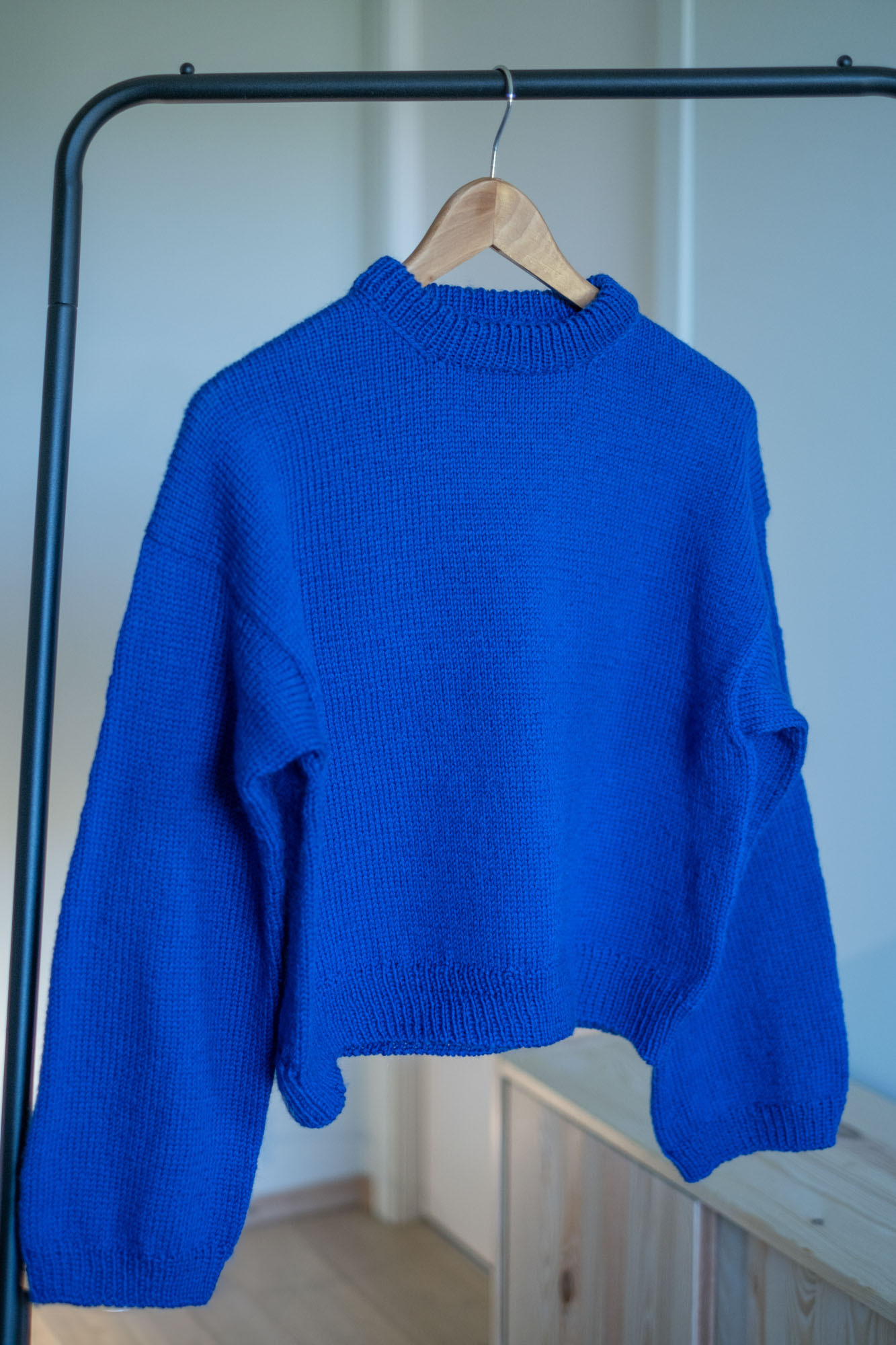 MG27 05 MG Piazzo genser Kongeblå 01