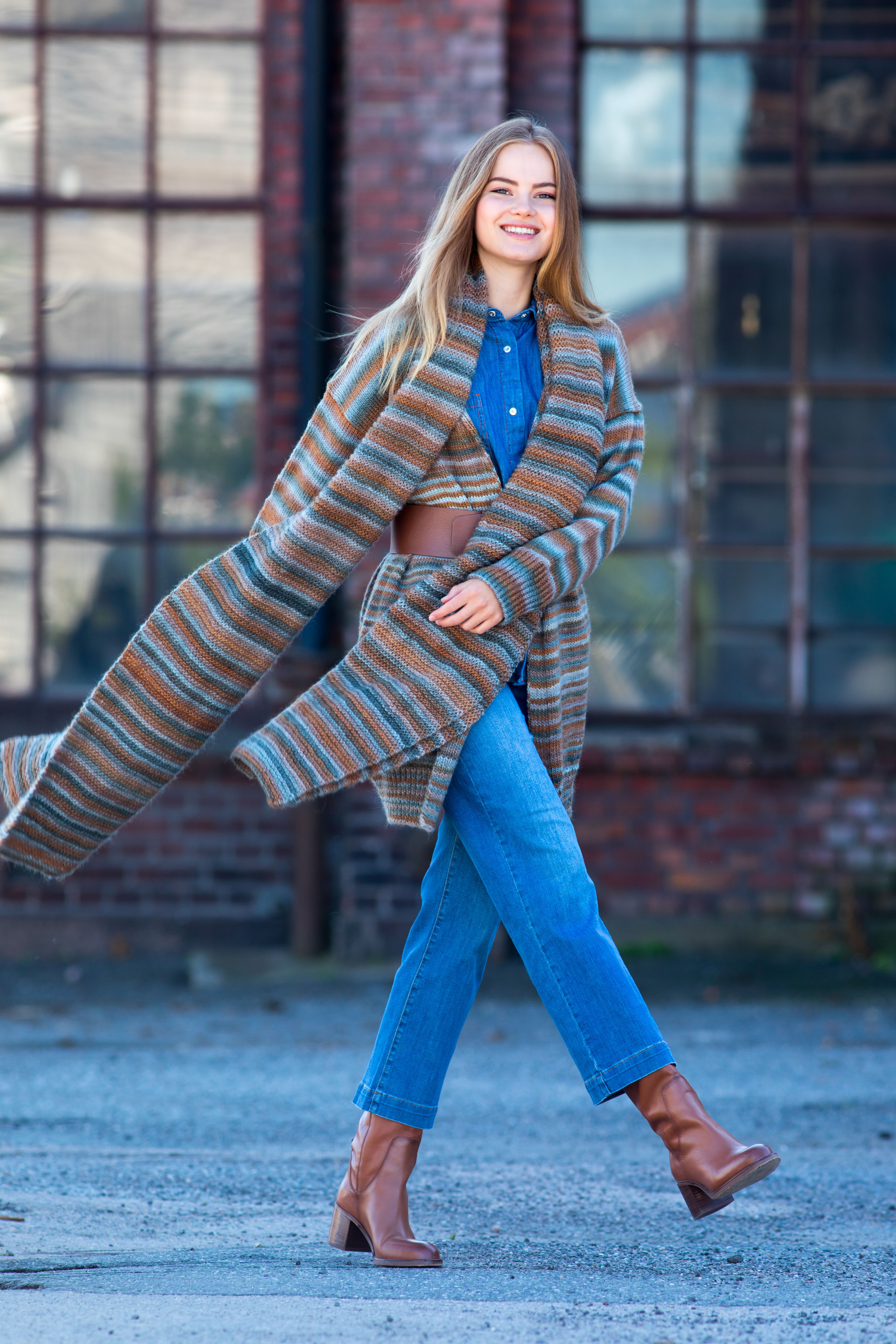 150 277 04 GG Main Coon Jakke Skjerf Rust 03