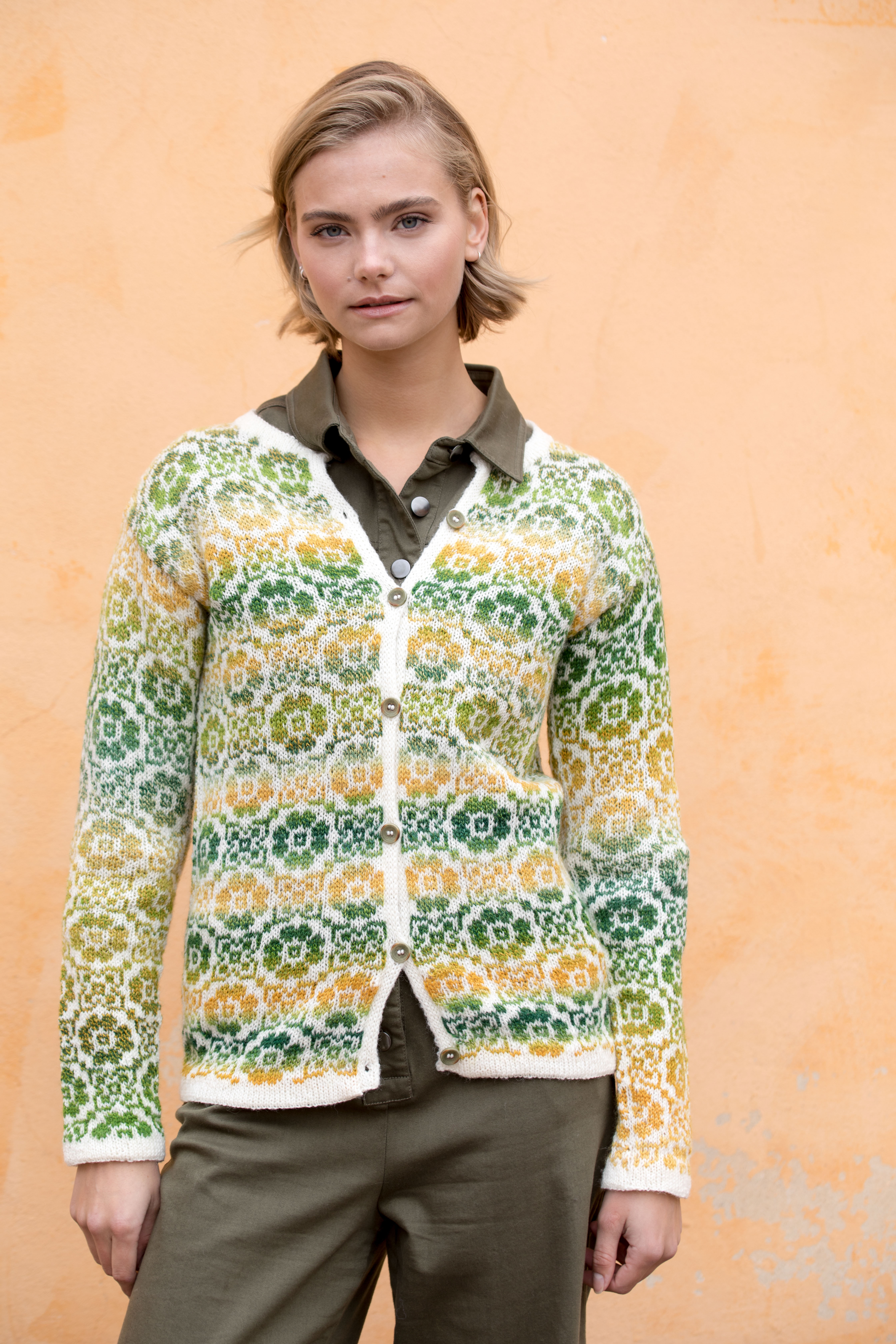 150 279 02 GG Ivy Kofte Grønn 03