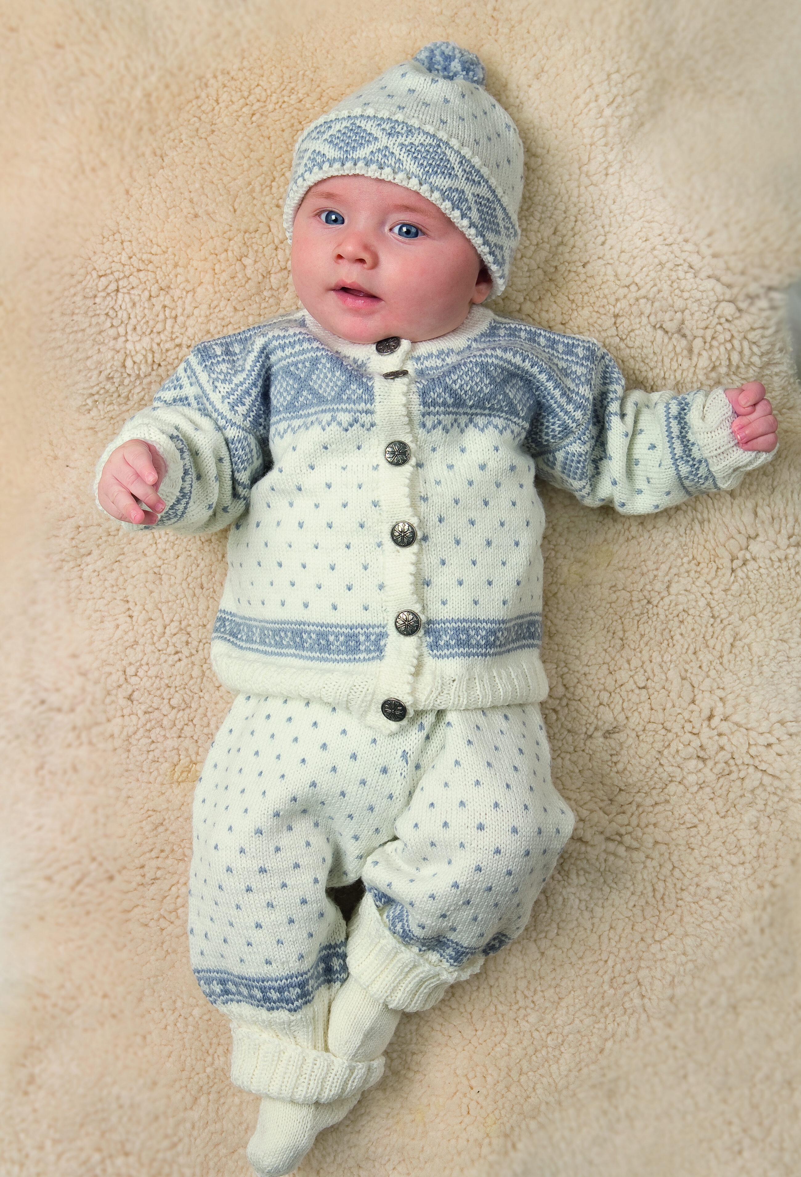 255 208 10 DG Setesdal Jakke Genser Bukse Lue Votter 03