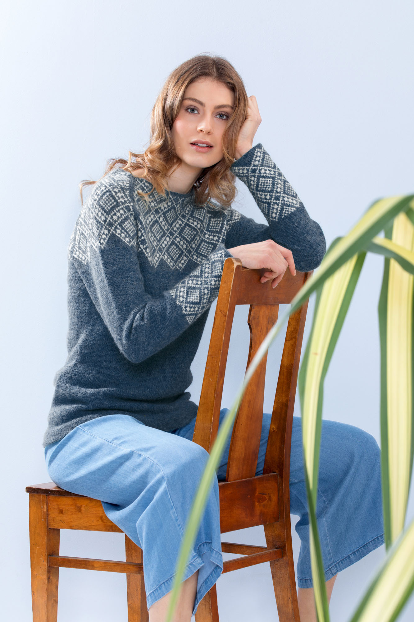 255 376 06 B DG Vågå Genser