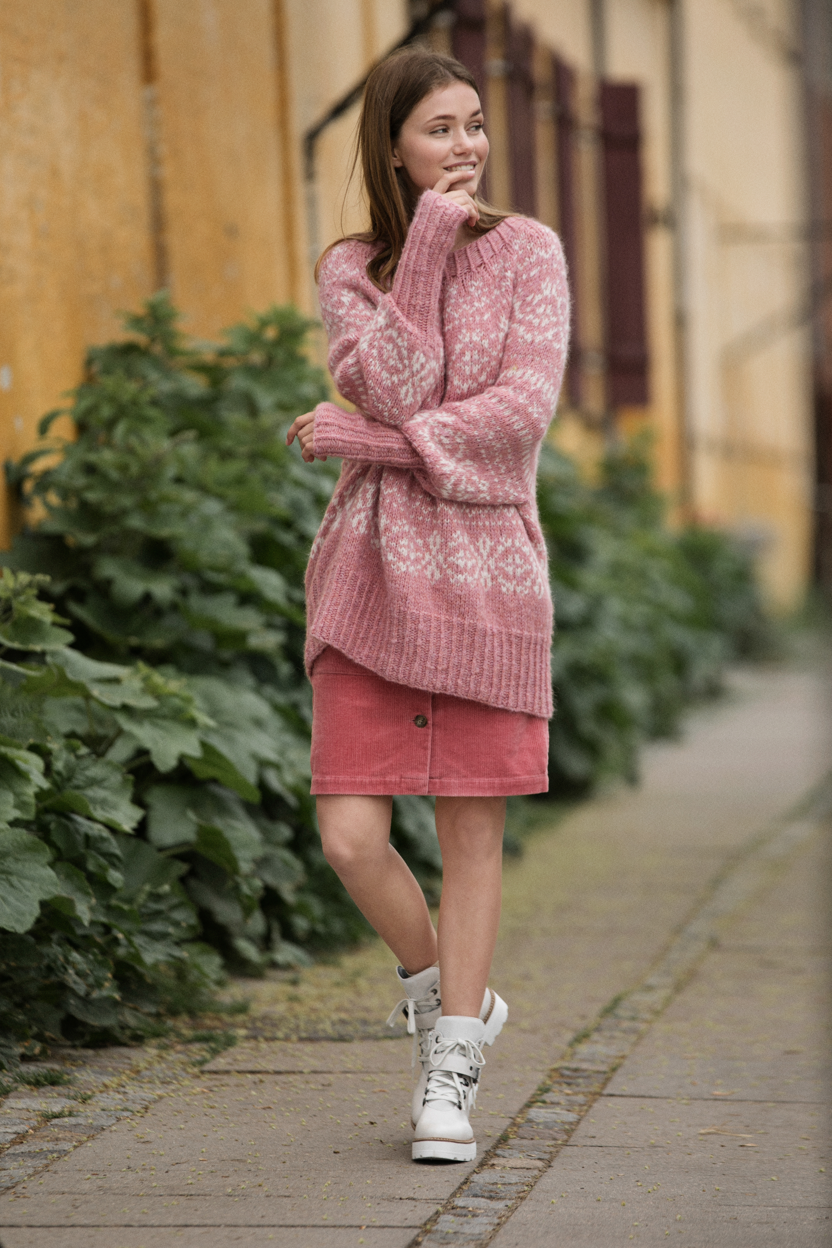 255 390 01 DG Maren Genser Dus Rose