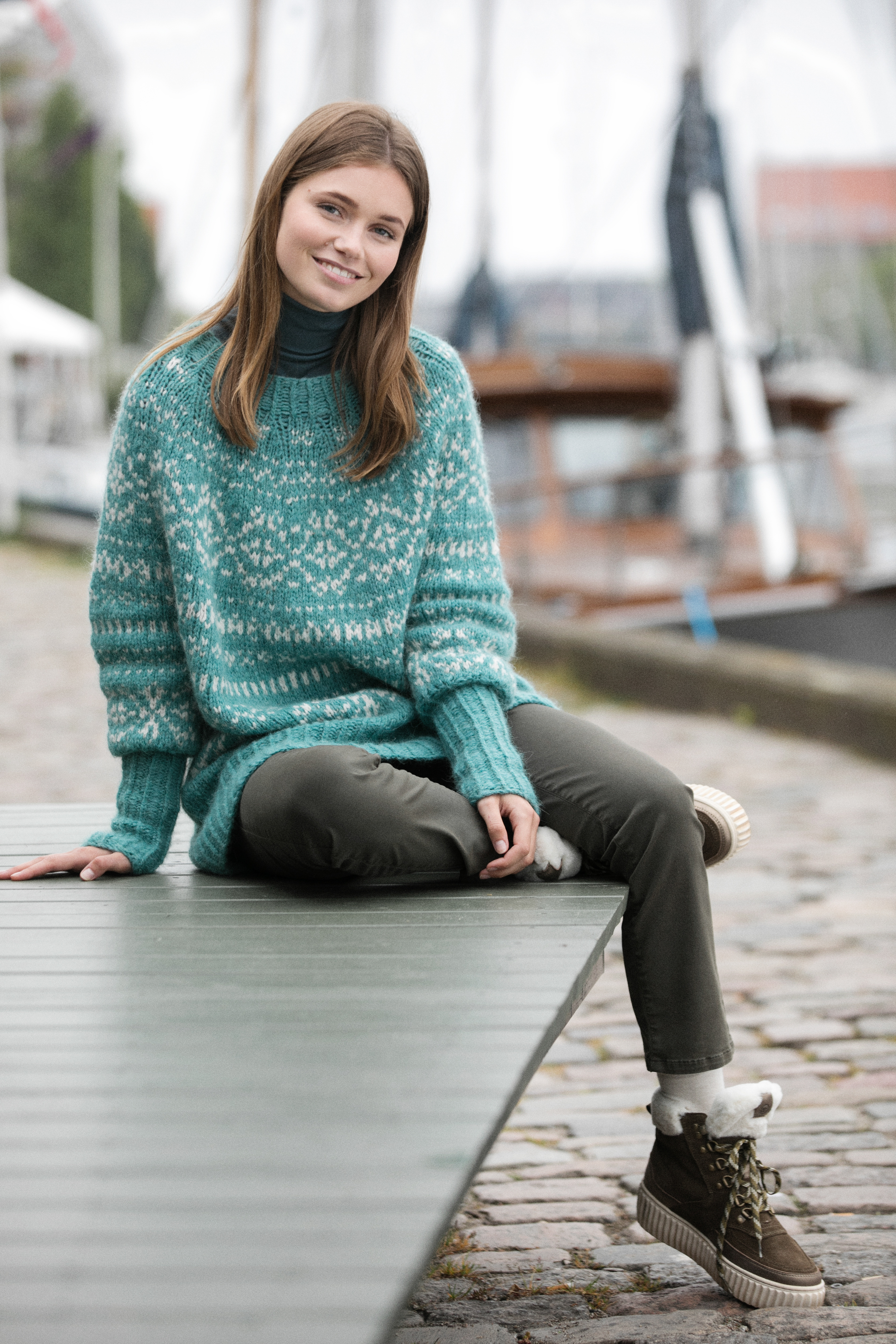 255 390 03 DG Maren Genser Sjøgrønn 02