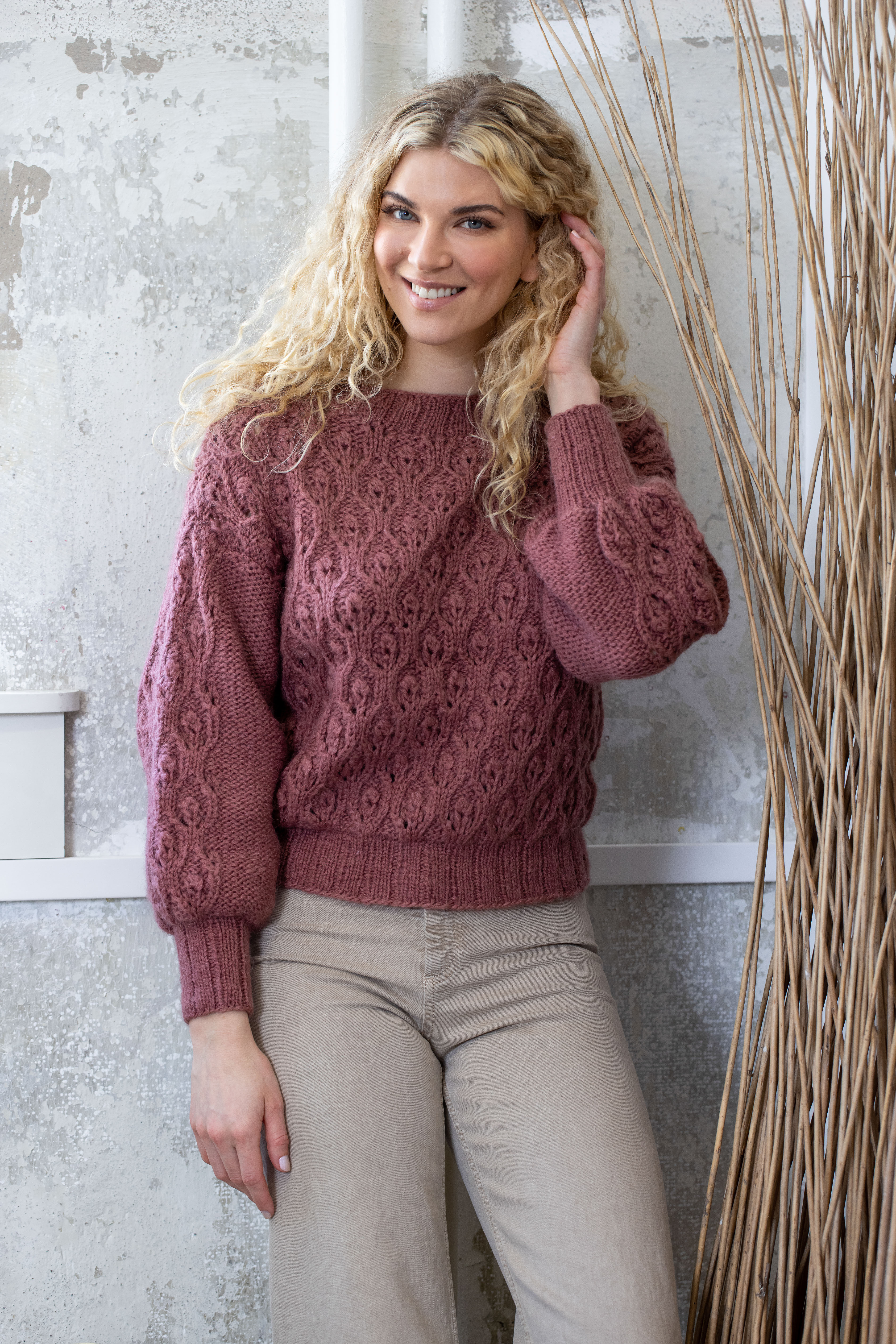 255 436 09 DG Ammie genser Gammelrosa 02