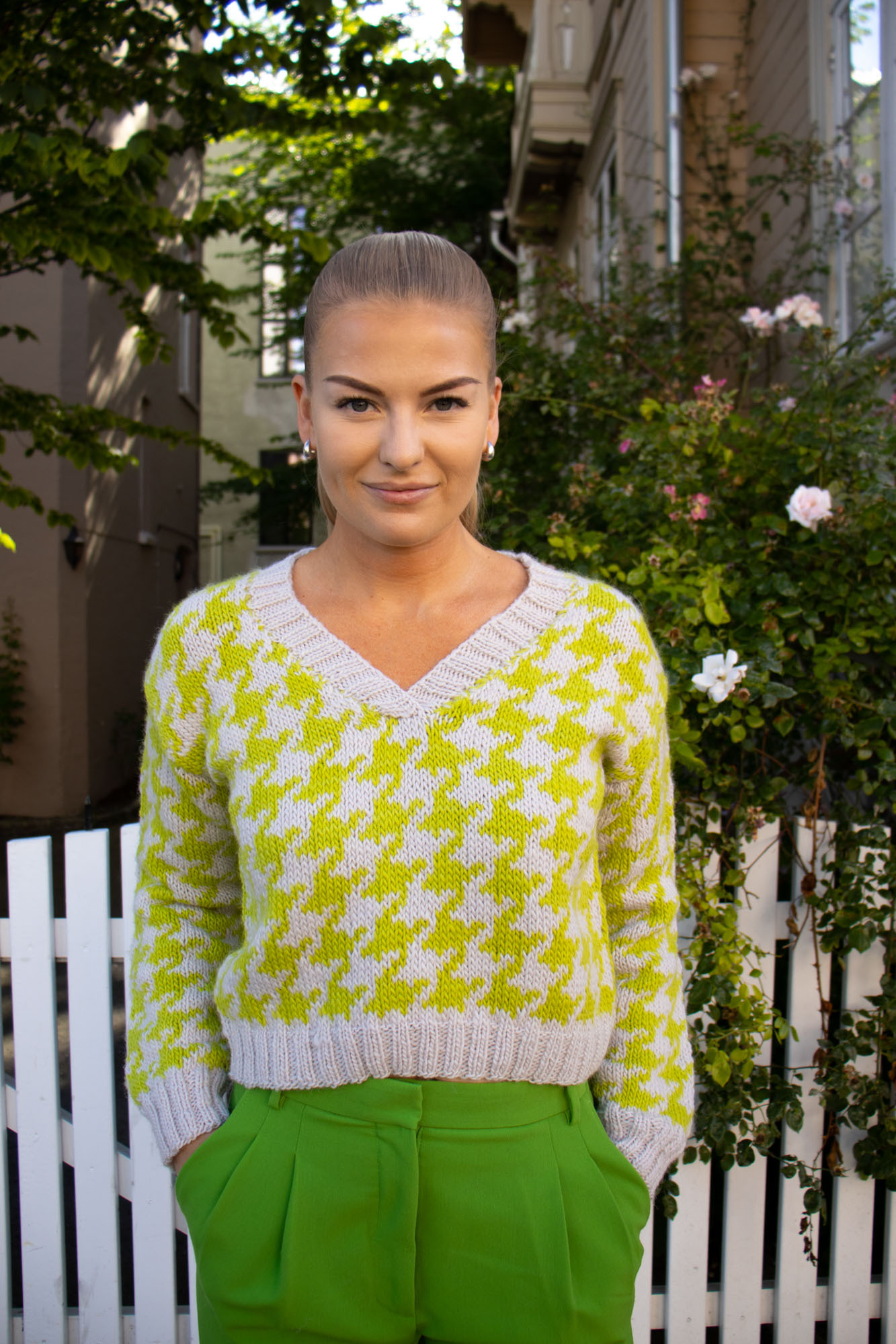 255 457 03 DG Akita Genser Pæregrønn 03