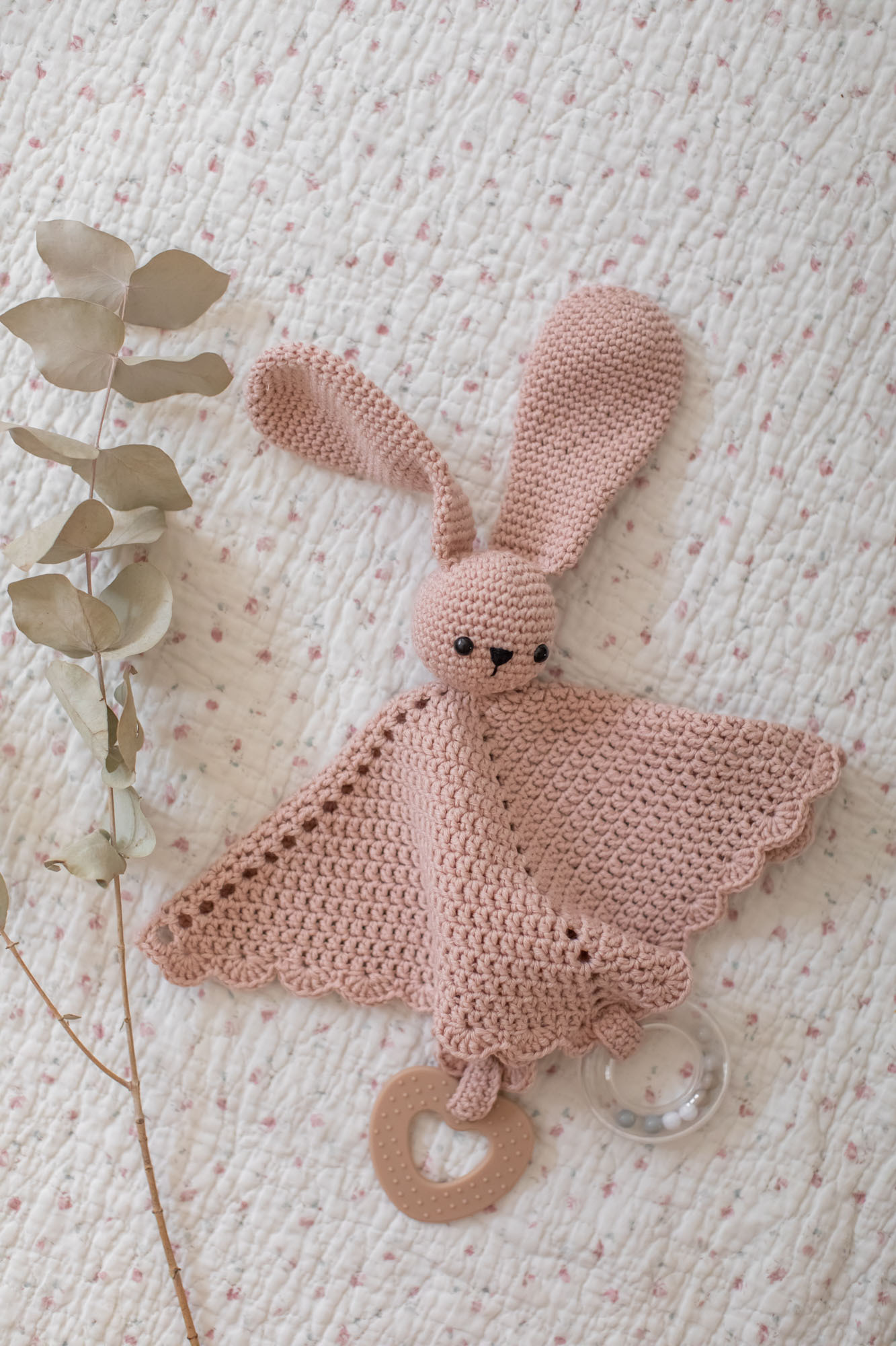 255 459 02 DG Bunny Koseklut Rose 03