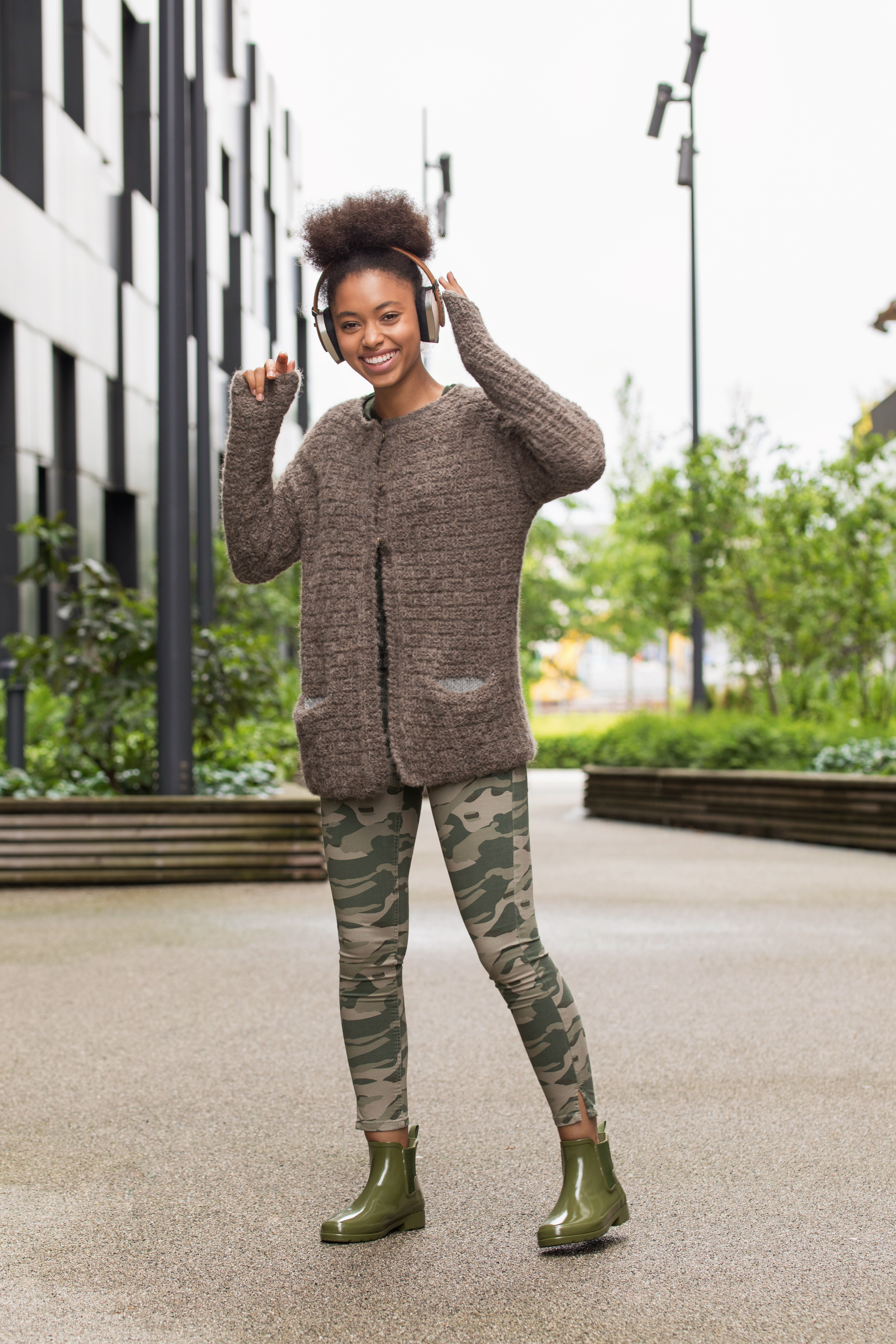 355 050 05 DSA Isra Kort Rutejakke 01