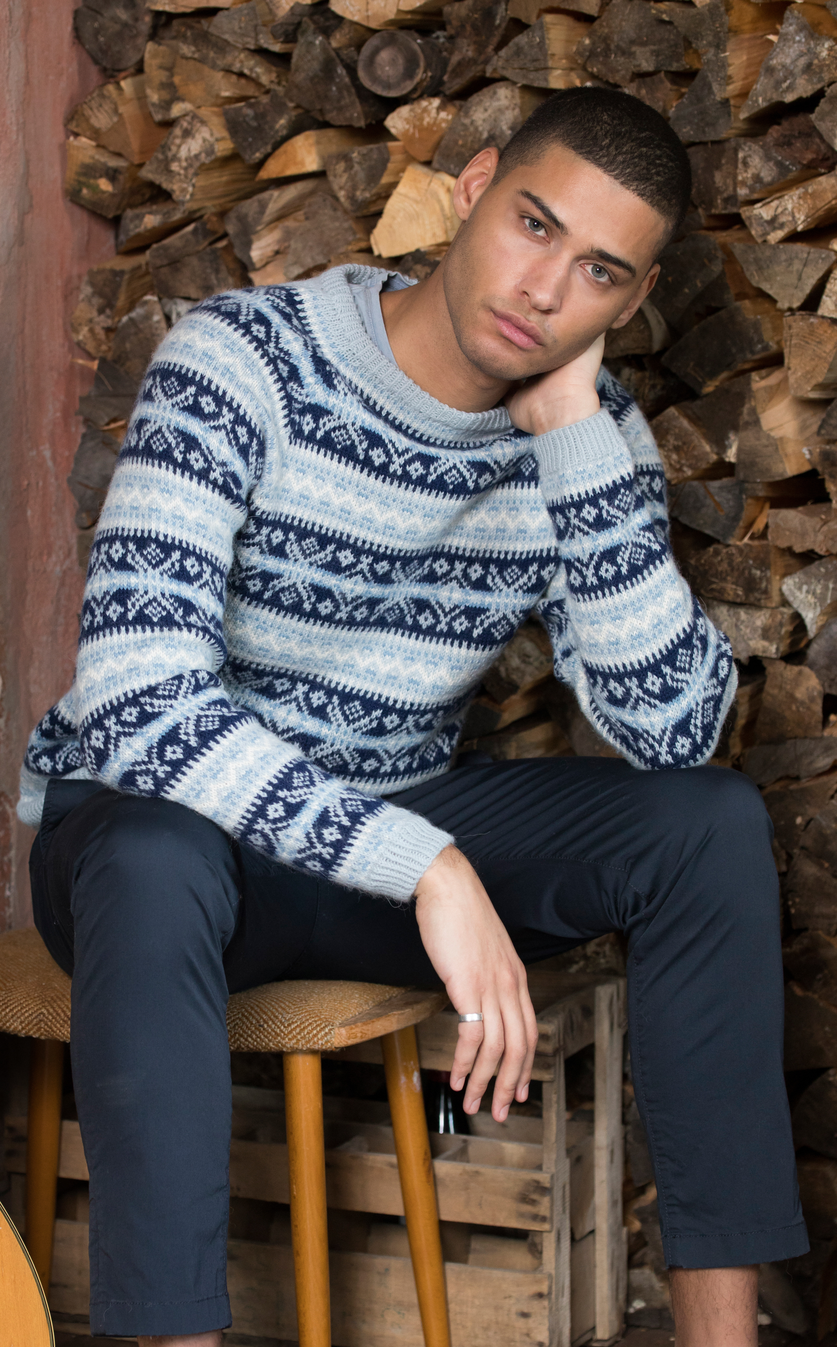 355 77 04 DSA Vilhelm Genser Blå