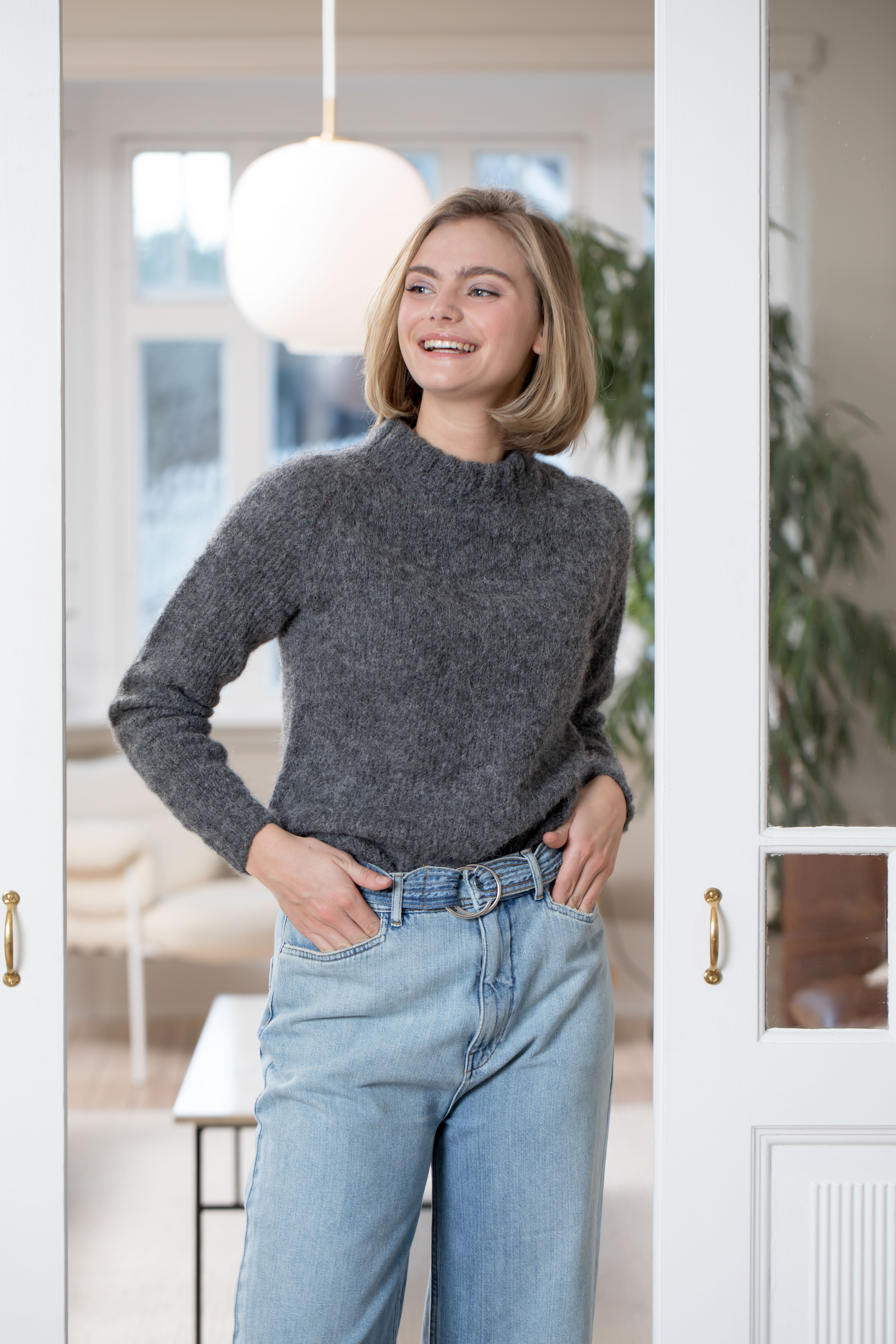 355 90 01 DSA Ragne Genser Grå 04