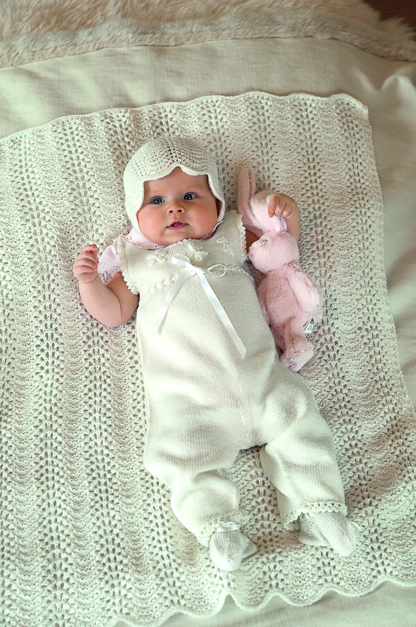 Houseofyarn Lille fleur hentesett & babyteppe